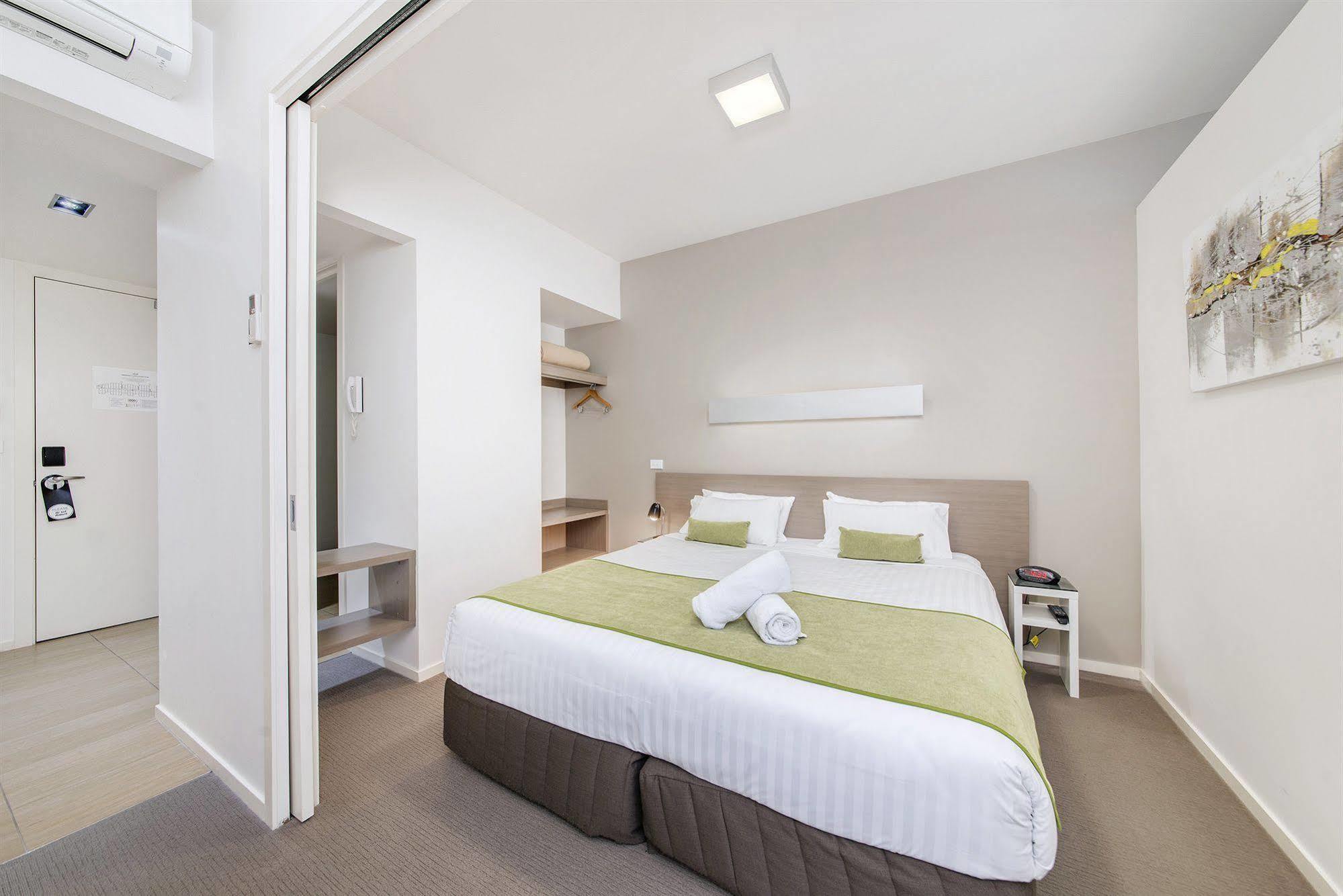 Aparthotel Abode Gungahlin Camberra Exterior foto