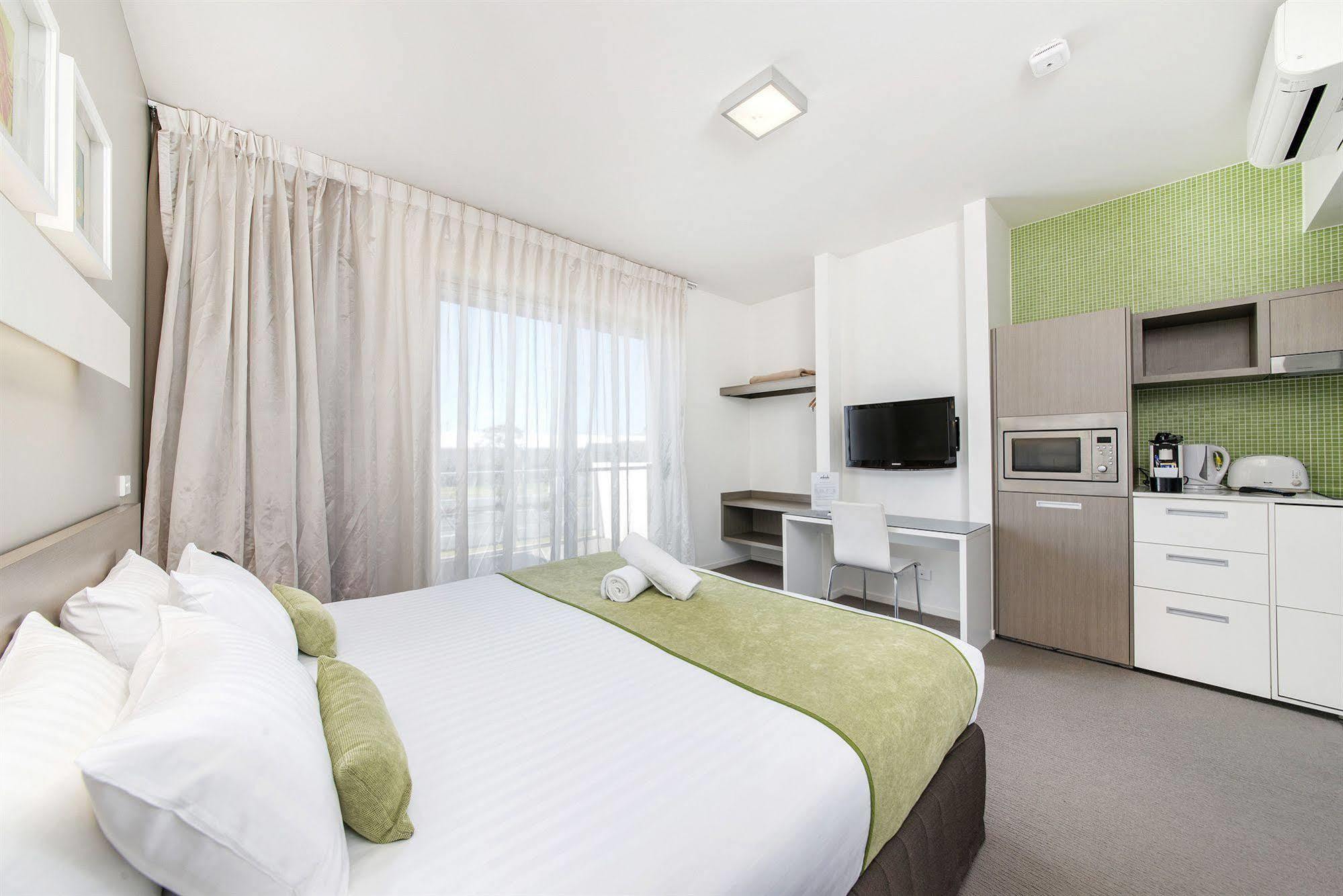 Aparthotel Abode Gungahlin Camberra Exterior foto
